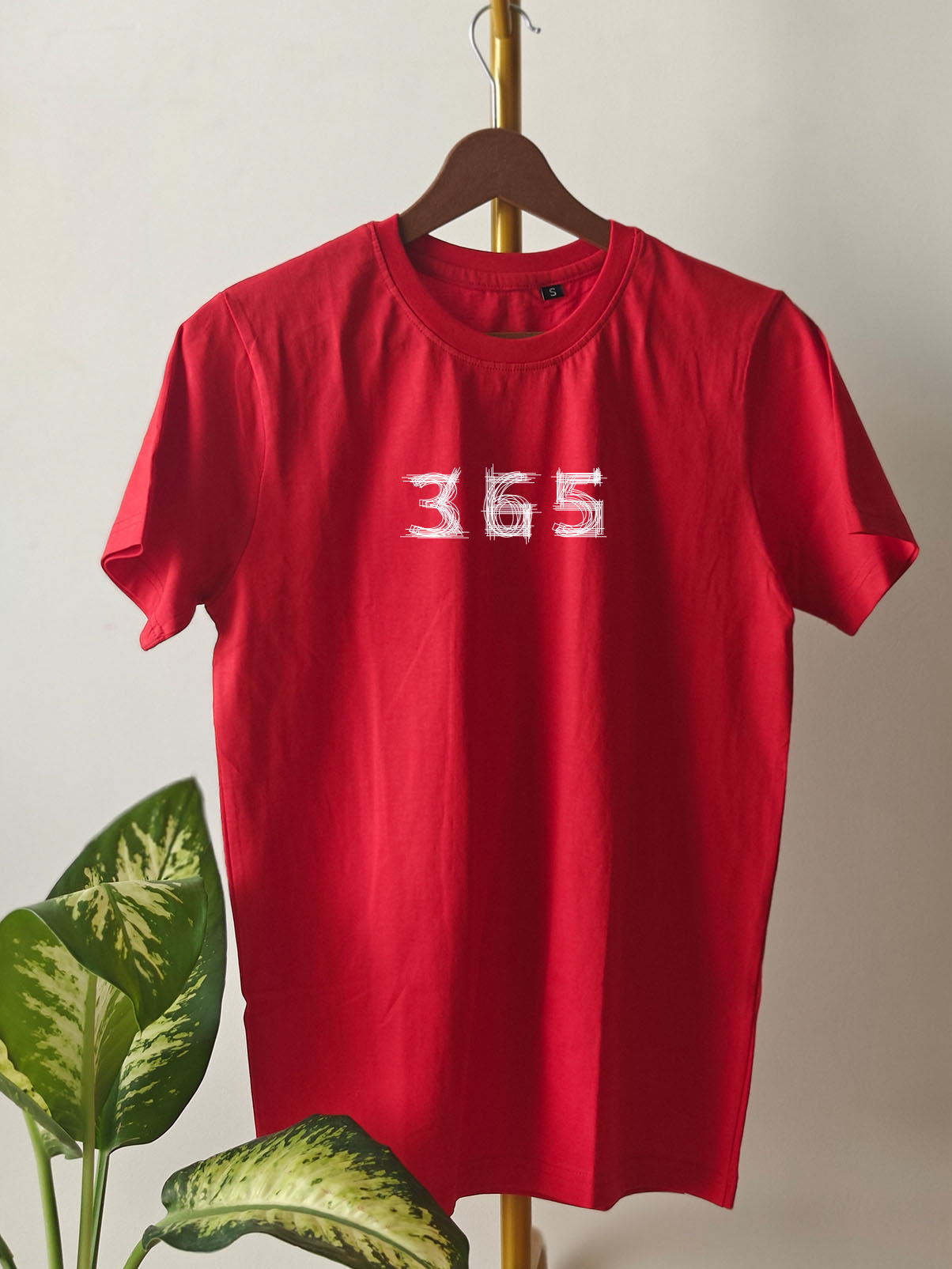 365 : Unisex Regular T-shirt