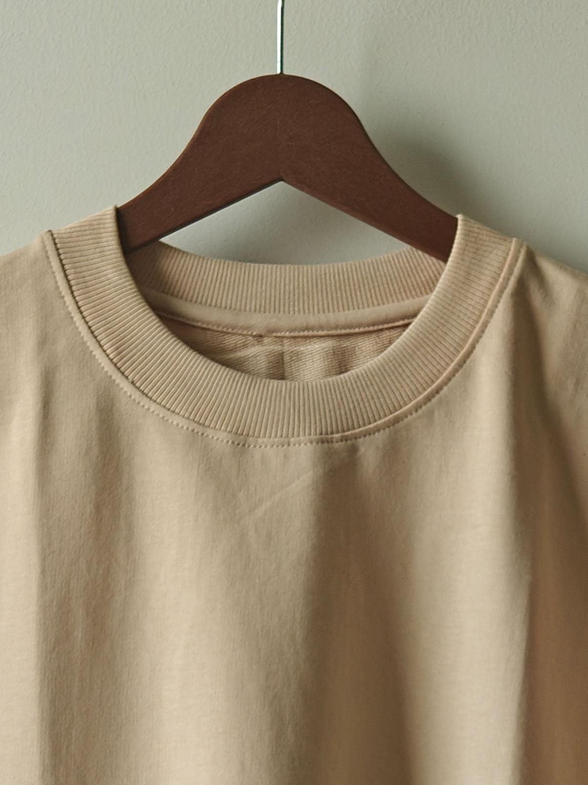 DON'T BE A PRICK : Unisex Oversized T-shirt