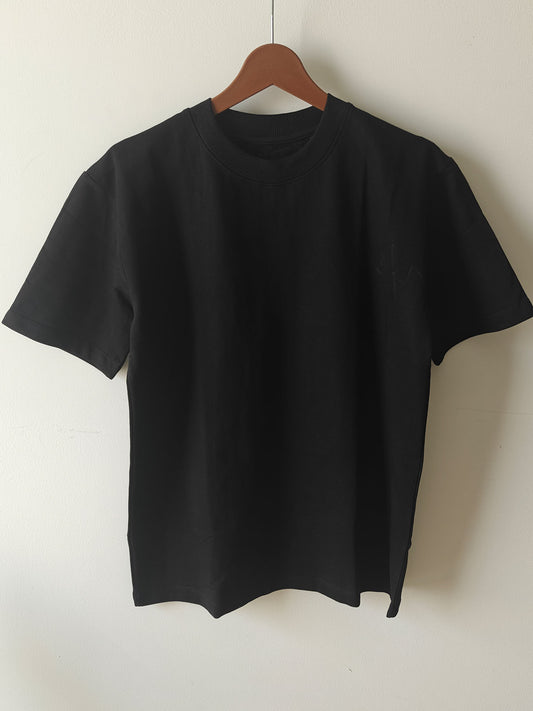 Solid Black :Unisex Oversized T-shirt