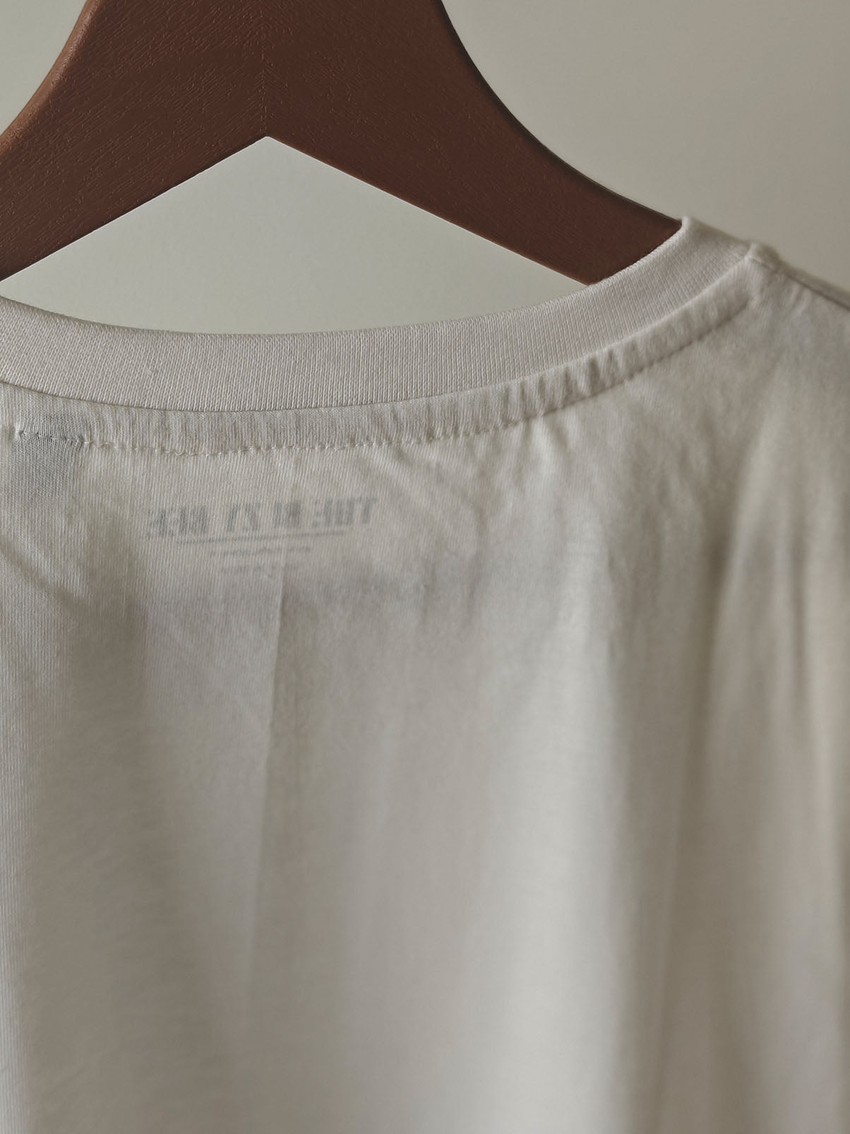 ABSTRACT POCKET : Unisex Regular T-shirt