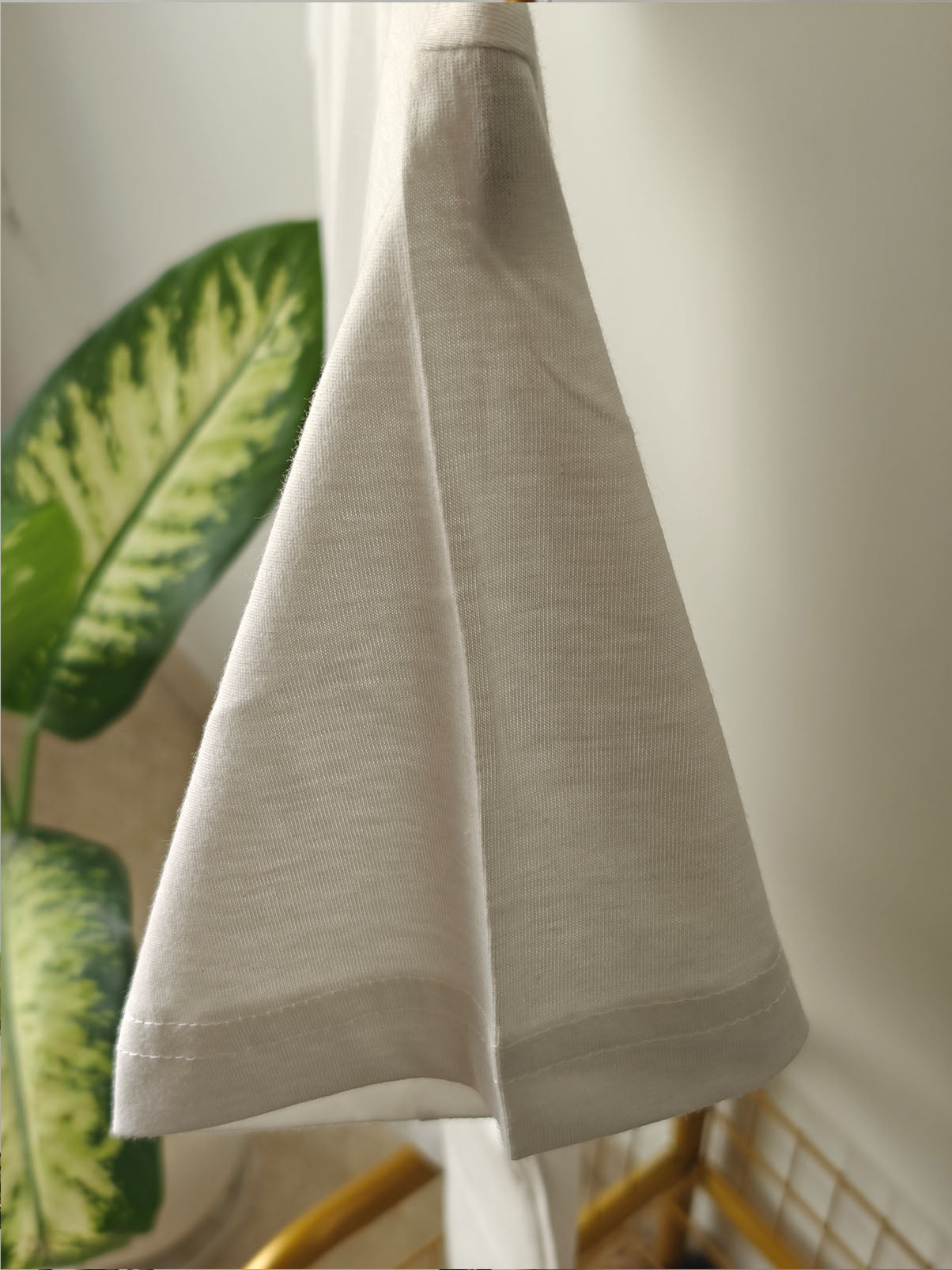 AIR BALLOON POCKET : Unisex Regular T-shirt